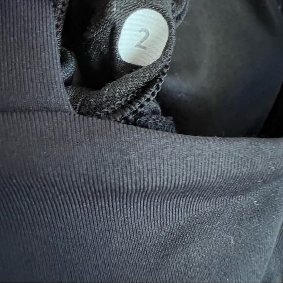 Lululemon Var-City Varsity Long Line Bra Black Luxtreme Mesh 2 - Picture 4 of 4